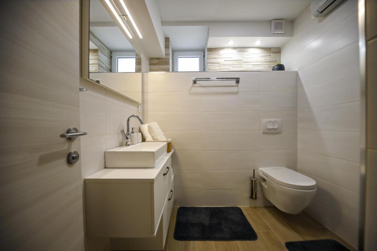Villa Casa Tilia Sapjane Esterno foto