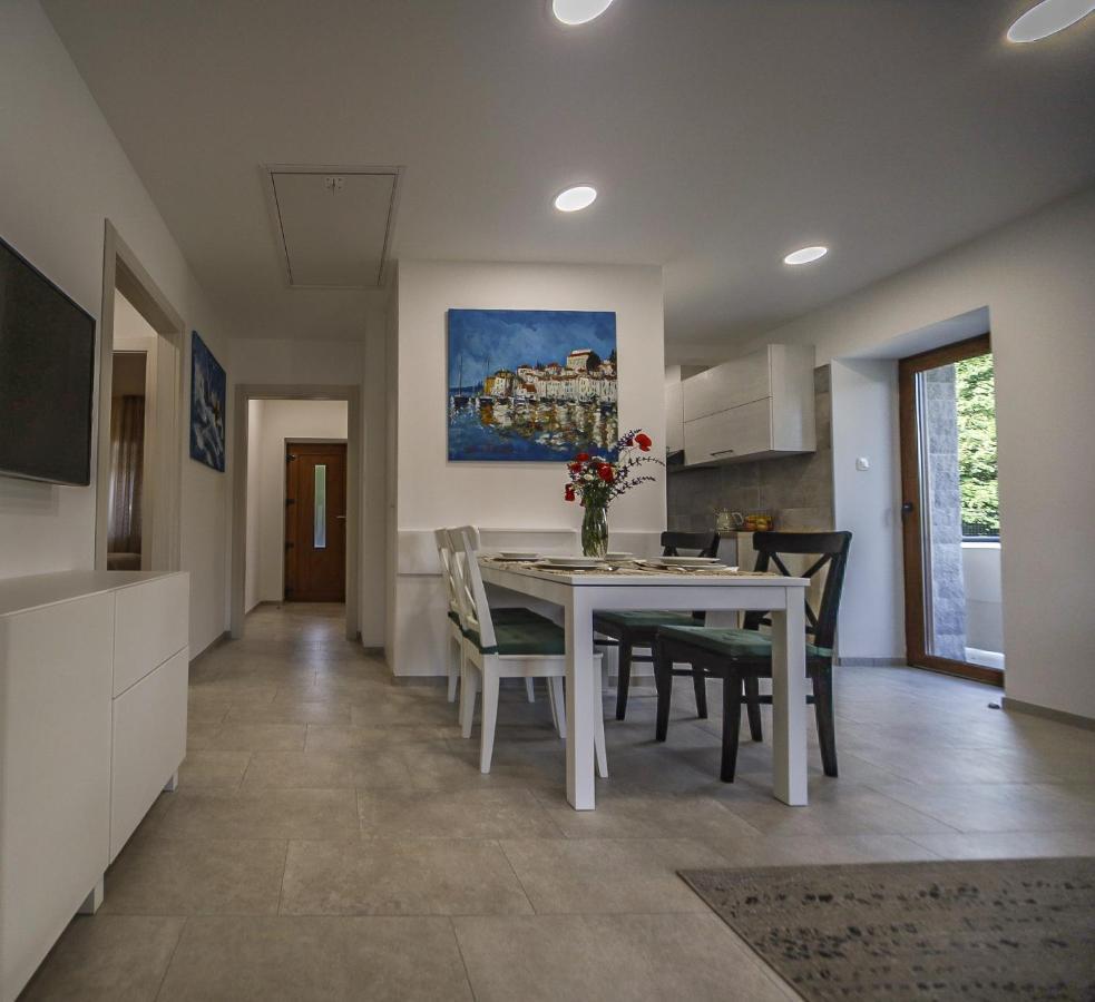 Villa Casa Tilia Sapjane Esterno foto