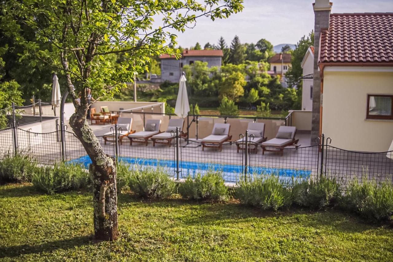 Villa Casa Tilia Sapjane Esterno foto
